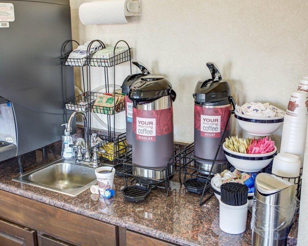 Comfort Inn & Suites Greeley Ngoại thất bức ảnh