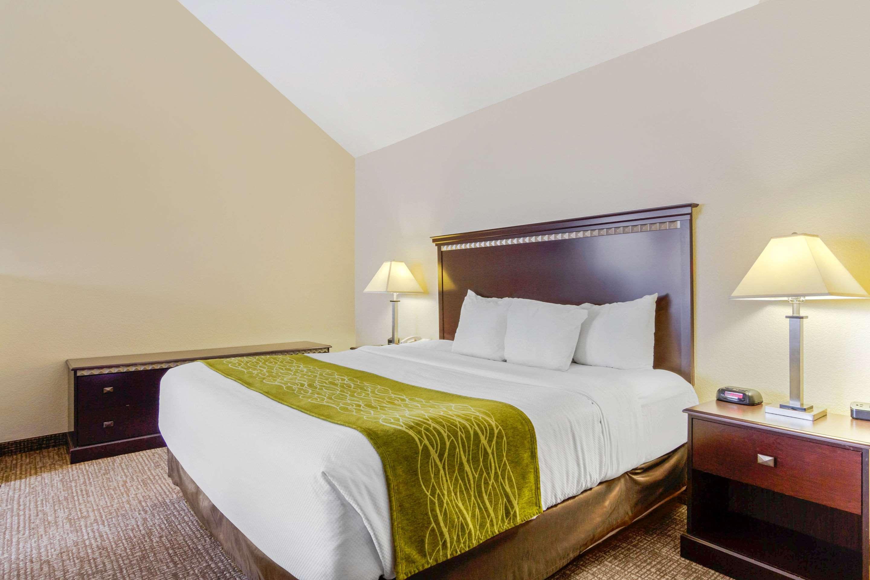 Comfort Inn & Suites Greeley Ngoại thất bức ảnh