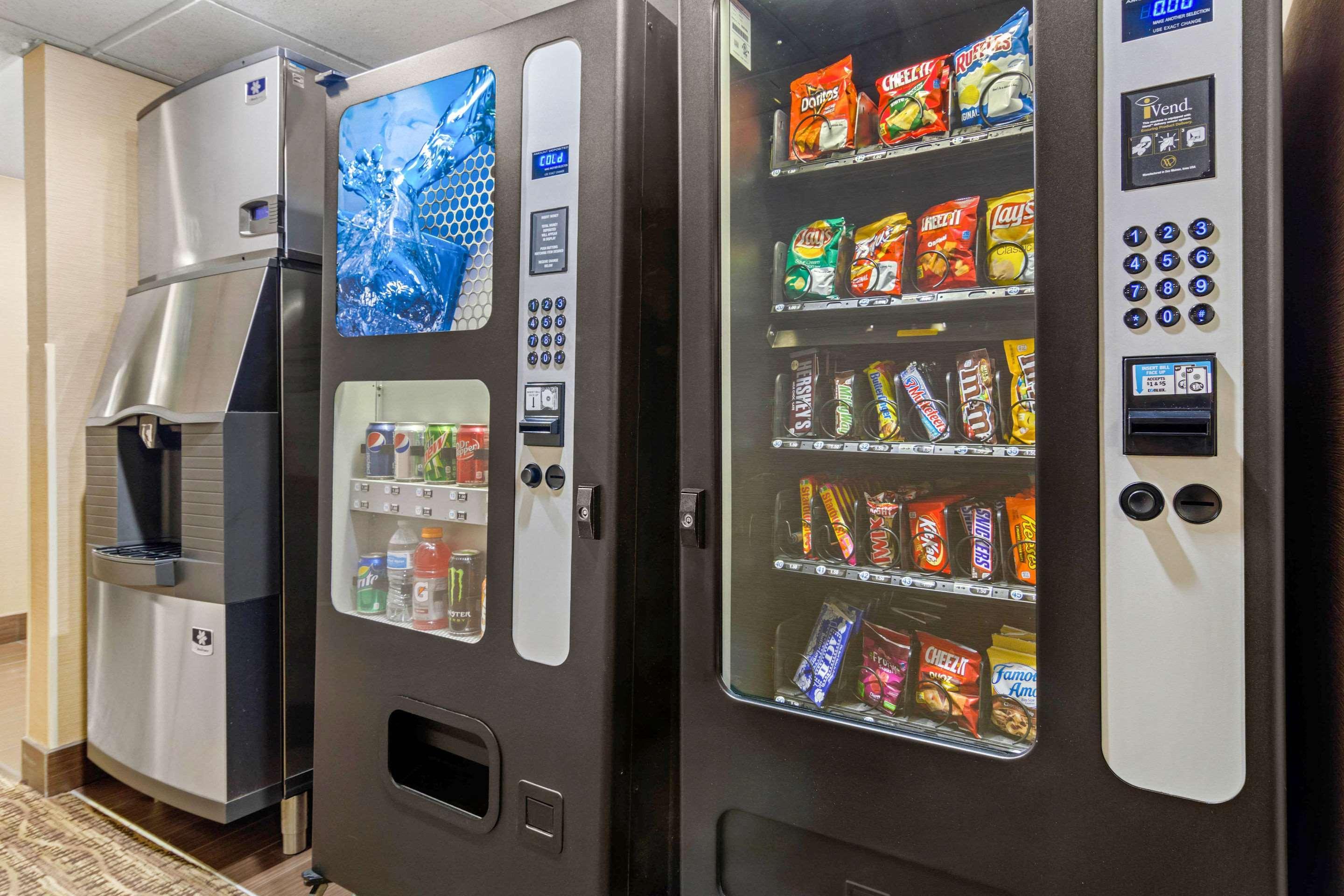 Comfort Inn & Suites Greeley Ngoại thất bức ảnh