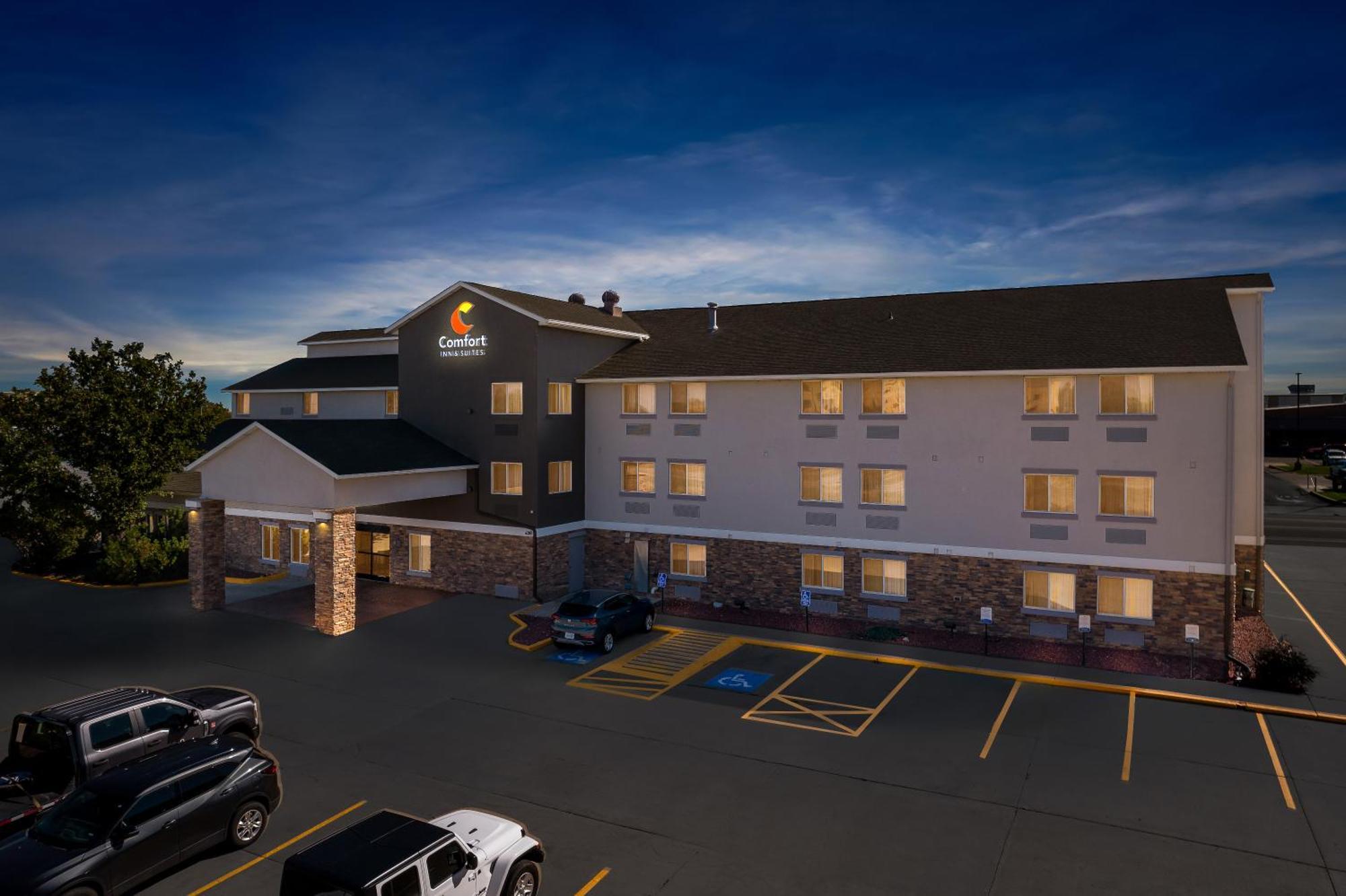 Comfort Inn & Suites Greeley Ngoại thất bức ảnh